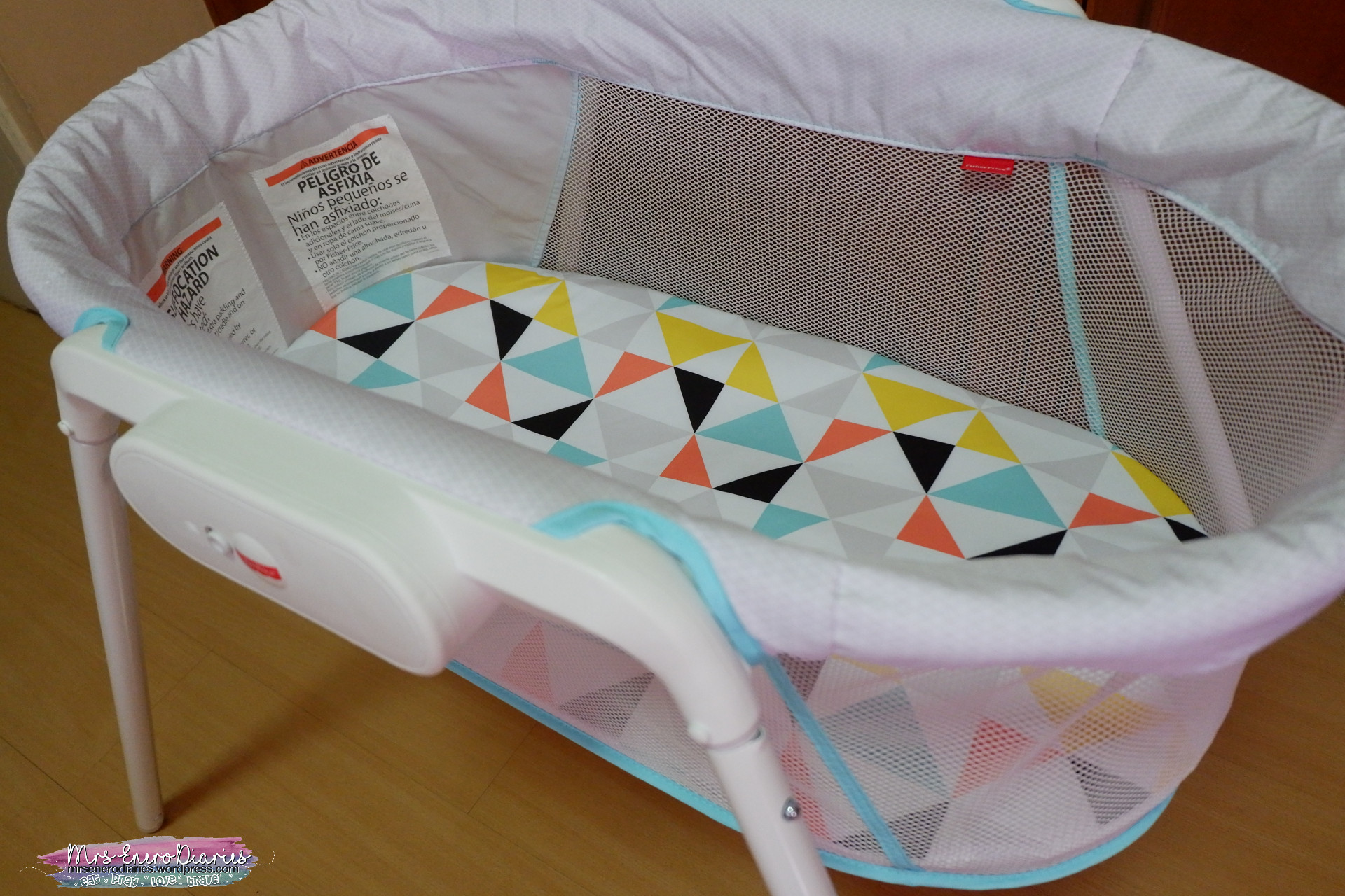 fisher price stow n go bassinet